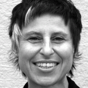 Portraitfoto Dr.in Melanie Zeller